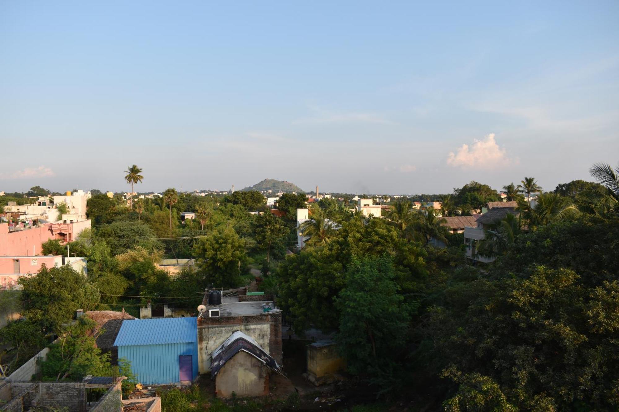 Rainbow Guest House Tiruvannāmalai Exterior foto